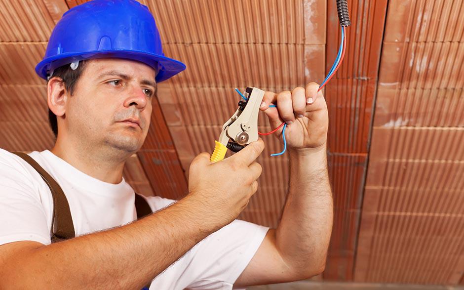 besoin d'un électricien Guernes